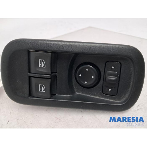 Opel - Movano - Multi-functional window switch