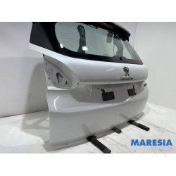 Peugeot - 2008 - Tailgate