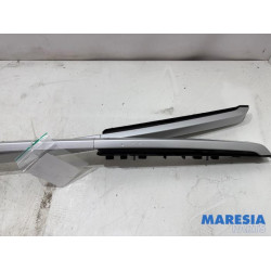 Peugeot - 2008 - Roof rail kit