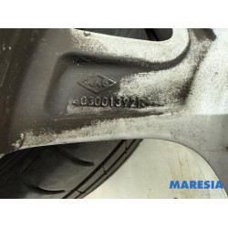 Renault - Clio - Sportvelgenset + banden