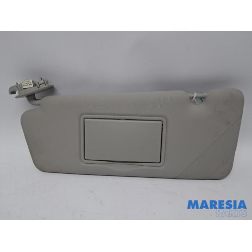 Renault - Clio - Sun visor