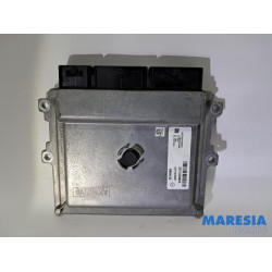 Renault - Clio - Engine management computer
