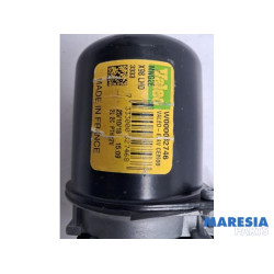 Renault - Clio - Front wiper motor