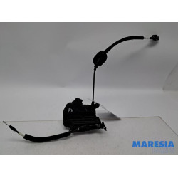 Renault - Clio - Front door lock mechanism 4-door, right