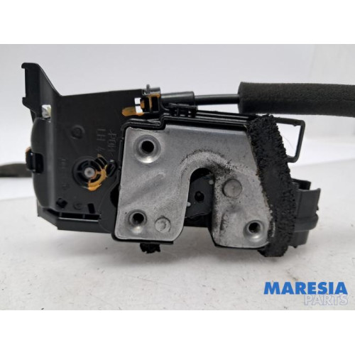 Renault - Clio - Rear door lock mechanism 4-door, left