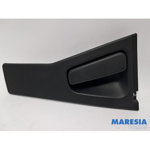 Renault - Clio - Rear door handle 4-door, right