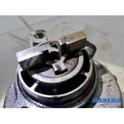 Peugeot - 5008 - Vacuum pump (diesel)