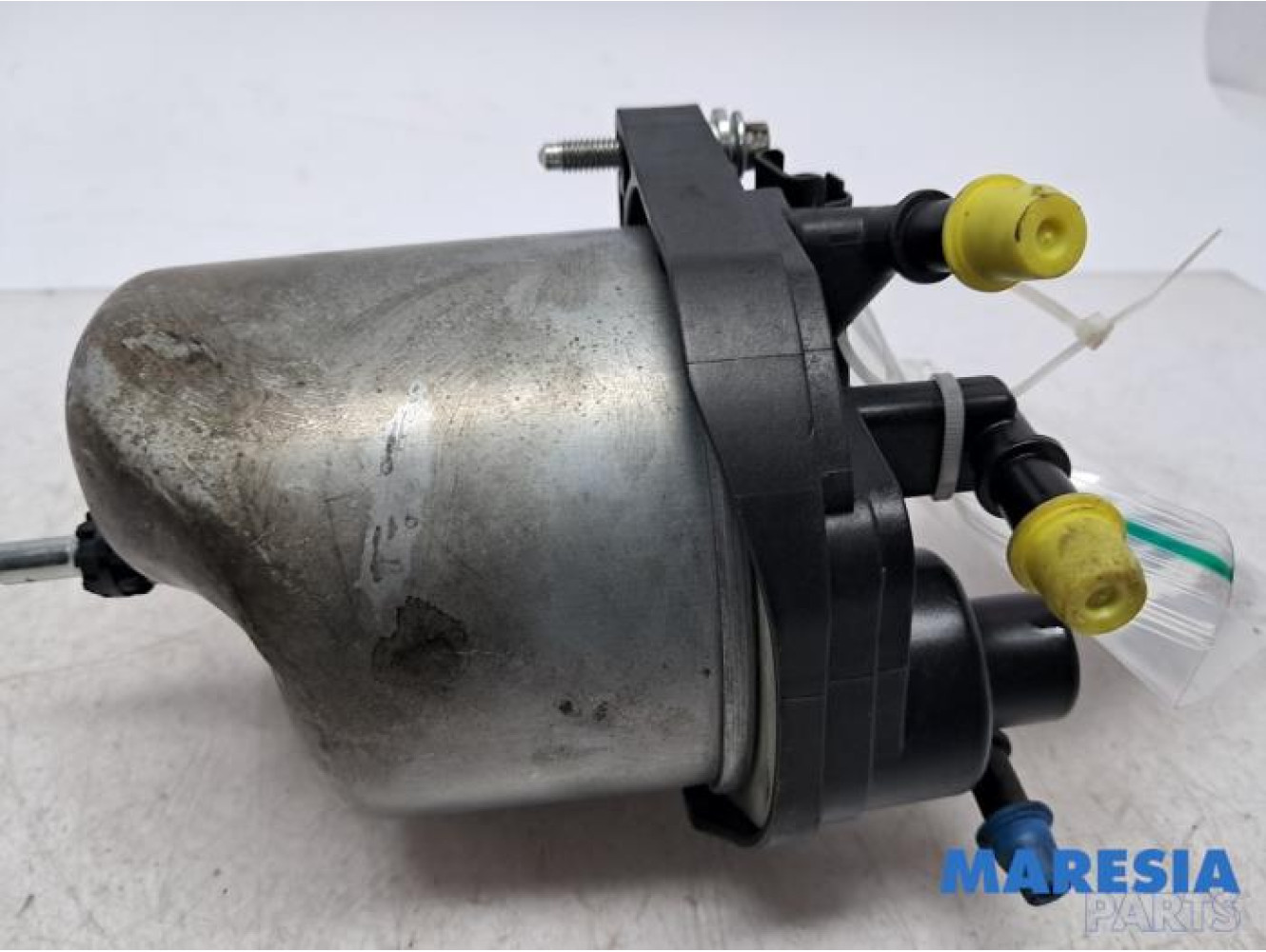 Peugeot - 5008 - Fuel filter housing