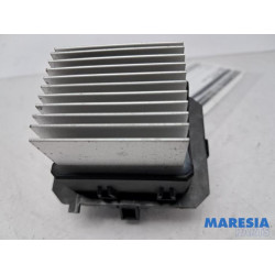 Renault - Clio - Heater resistor