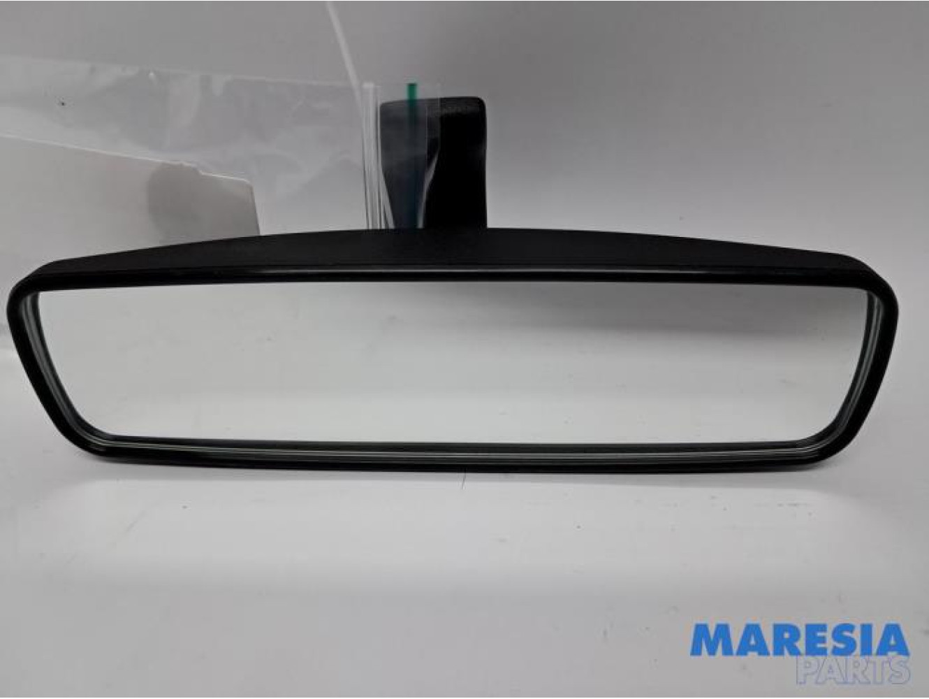 Renault - Clio - Rear view mirror