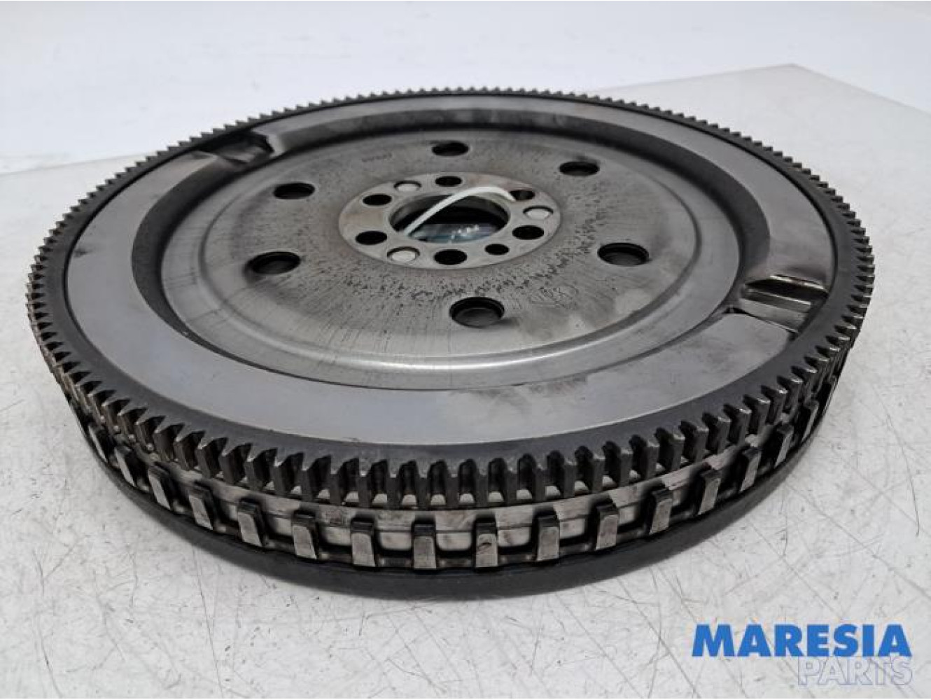 Renault - Clio - Flywheel