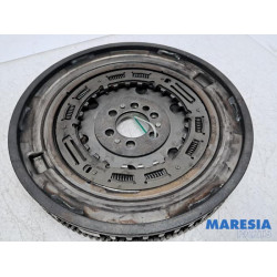 Renault - Clio - Flywheel