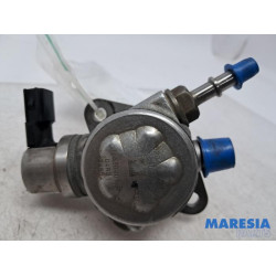 Renault - Clio - Kraftstoffpumpe Mechanisch