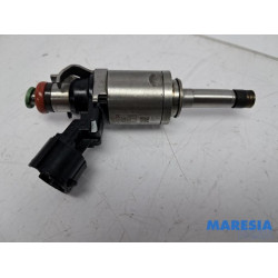 Renault - Clio - Injector (petrol injection)