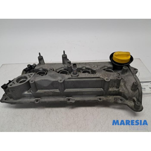 Renault - Clio - Rocker cover
