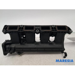 Renault - Clio - Intake manifold