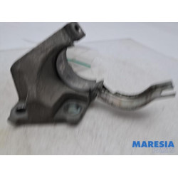 Renault - Clio - Support (miscellaneous)