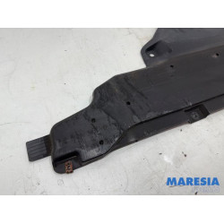 Renault - Clio - Bash plate