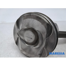 Citroen - DS3 - Connecting rod