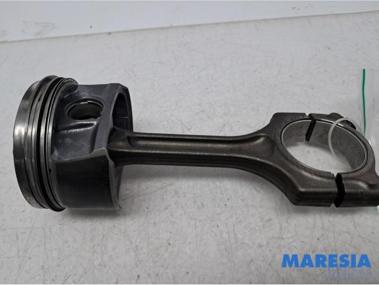 Citroen - DS3 - Connecting rod
