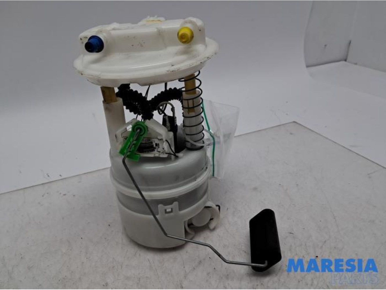 Renault - Clio - Electric fuel pump