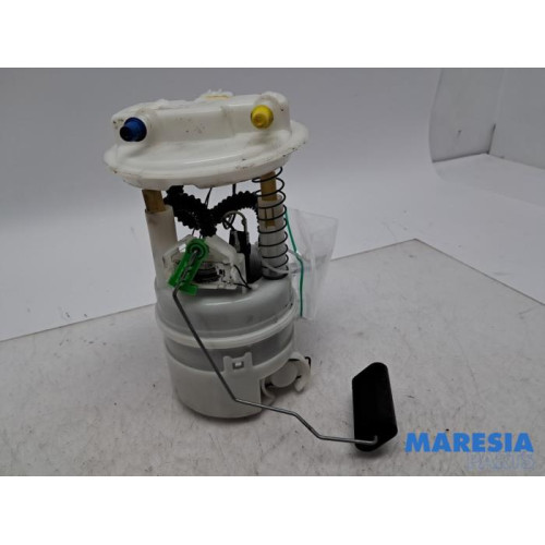 Renault - Clio - Electric fuel pump