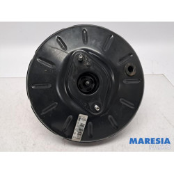 Renault - Clio - Brake servo