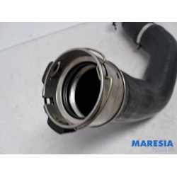 Renault - Clio - Intercooler hose