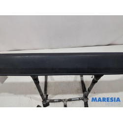 Peugeot - 2008 - Door sill left