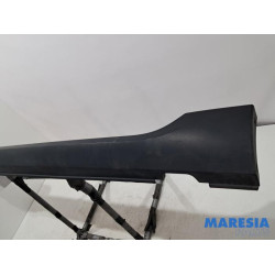 Peugeot - 2008 - Door sill left