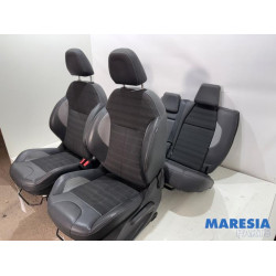 Peugeot - 2008 - Bekleding Set (compleet)