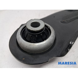 Renault - Clio - Front lower wishbone, right