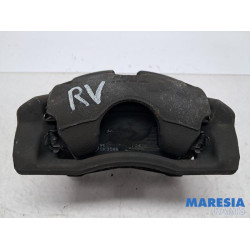 Renault - Clio - Front brake calliper, right