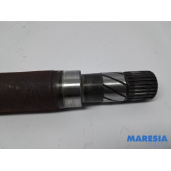 Renault - Clio - Front drive shaft, right