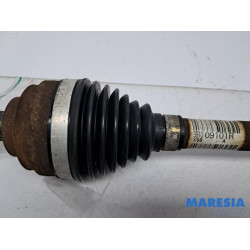 Renault - Clio - Front drive shaft, right