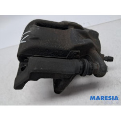 Renault - Clio - Front brake calliper, left