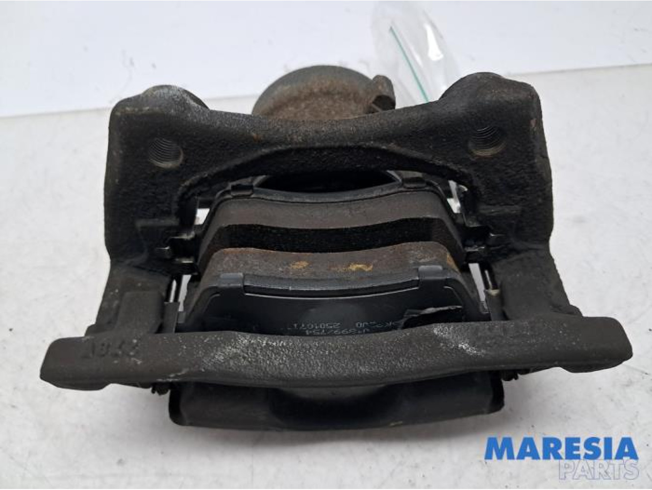 Renault - Clio - Front brake calliper, left
