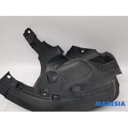 Renault - Clio - Wheel arch liner