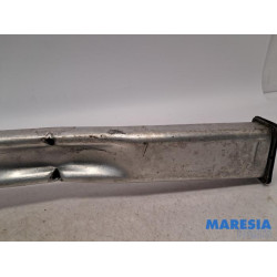 Peugeot - 3008 - Front wishbone support, left