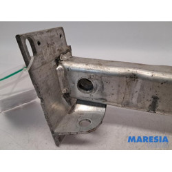 Peugeot - 3008 - Querlenkerstütze rechts vorne