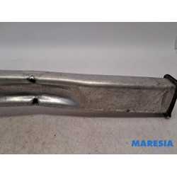 Peugeot - 3008 - Querlenkerstütze rechts vorne