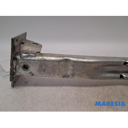 Peugeot - 3008 - Querlenkerstütze rechts vorne