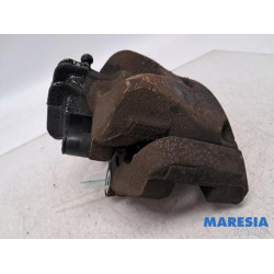 Peugeot - 3008 - Bremszange links vorne