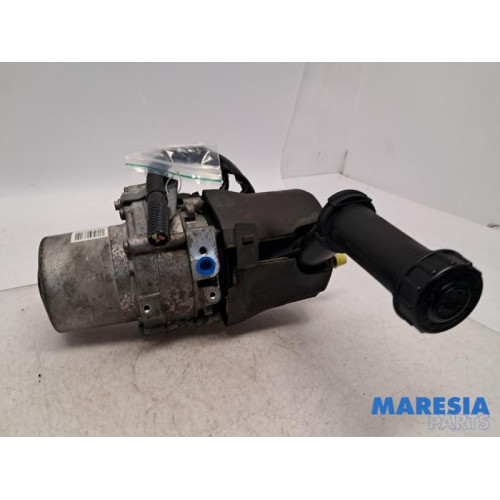 Peugeot - 3008 - Power steering pump
