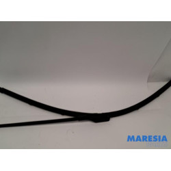 Peugeot - 3008 - Front wiper arm