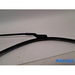 Peugeot - 3008 - Front wiper arm