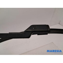 Peugeot - 3008 - Front wiper arm
