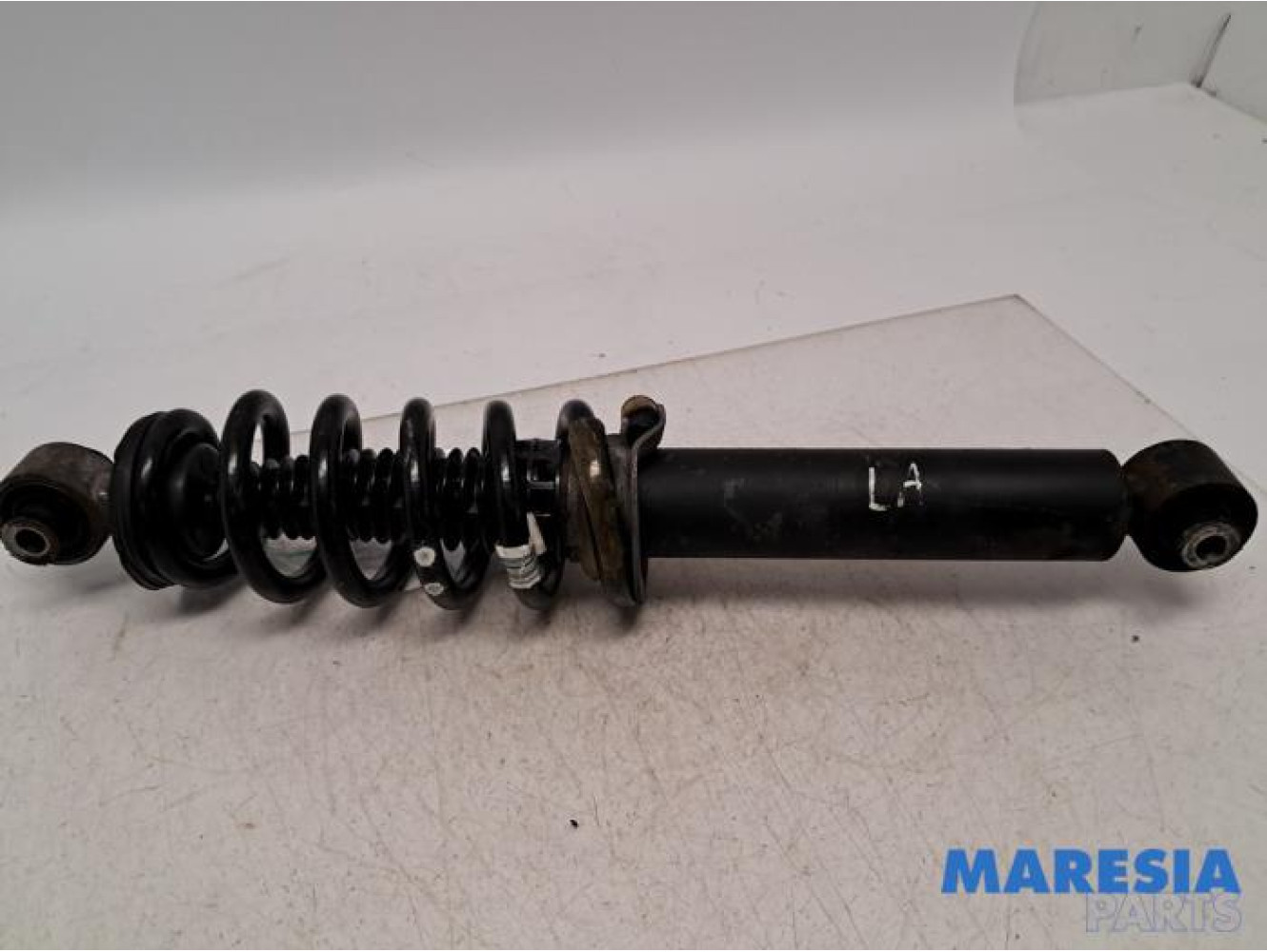 Peugeot - 3008 - Rear shock absorber rod, left