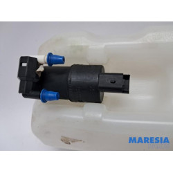 Renault - ZOE - Front windscreen washer reservoir