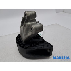 Renault - ZOE - Engine mount